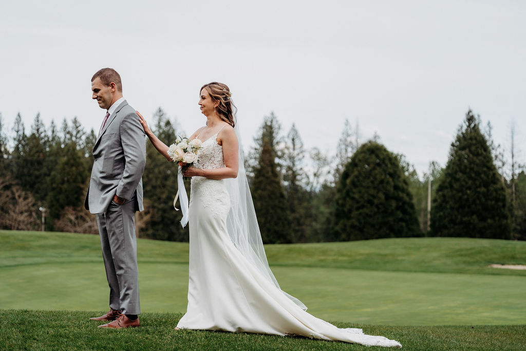 A Romantic Celebration at Redwoods Golf Course