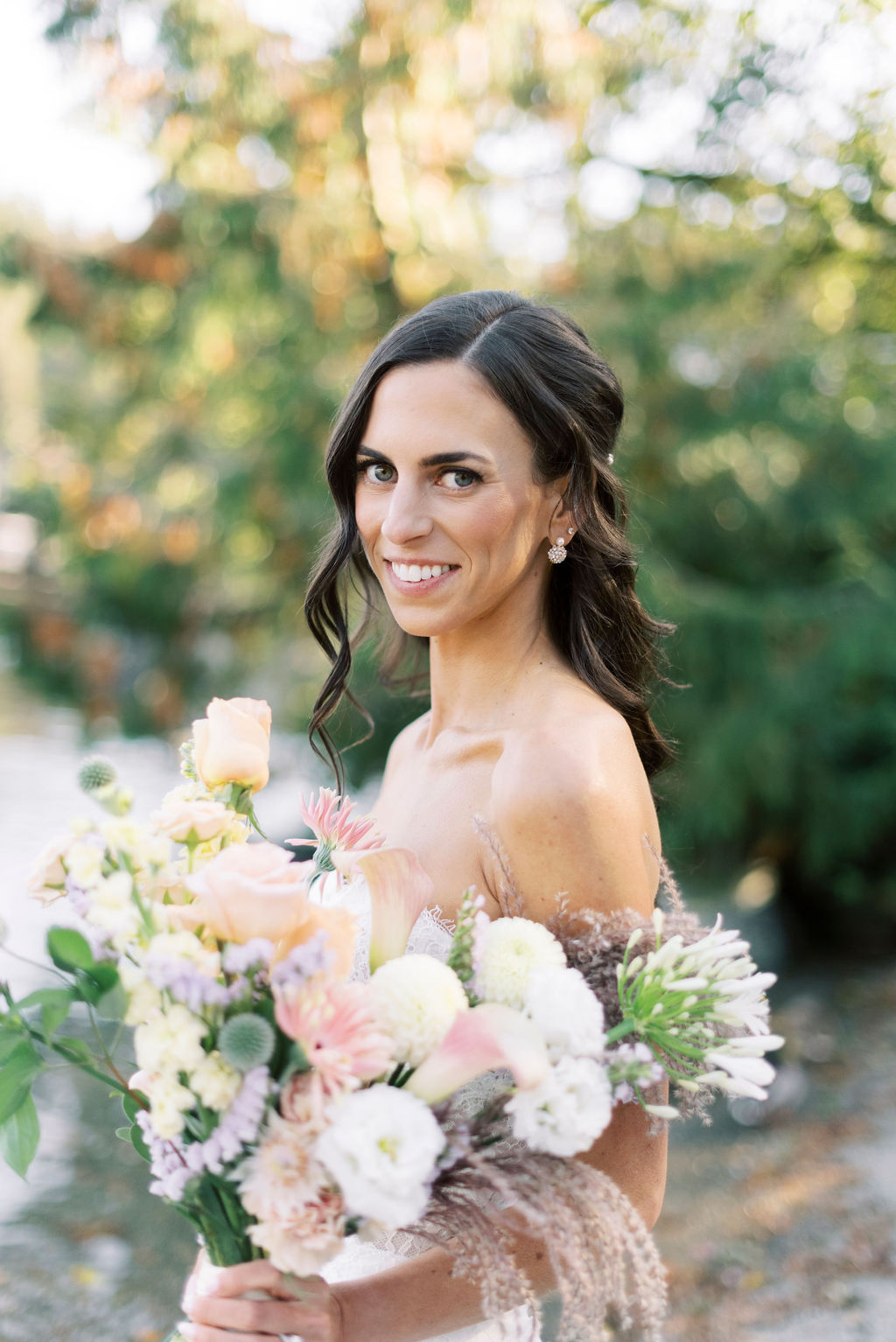 An Autumn Wedding by the Water’s Edge