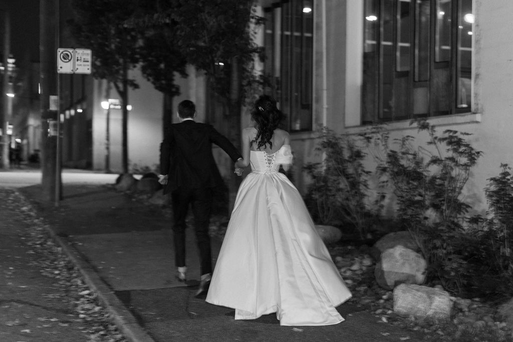 An Autumn Wedding by the Water’s Edge