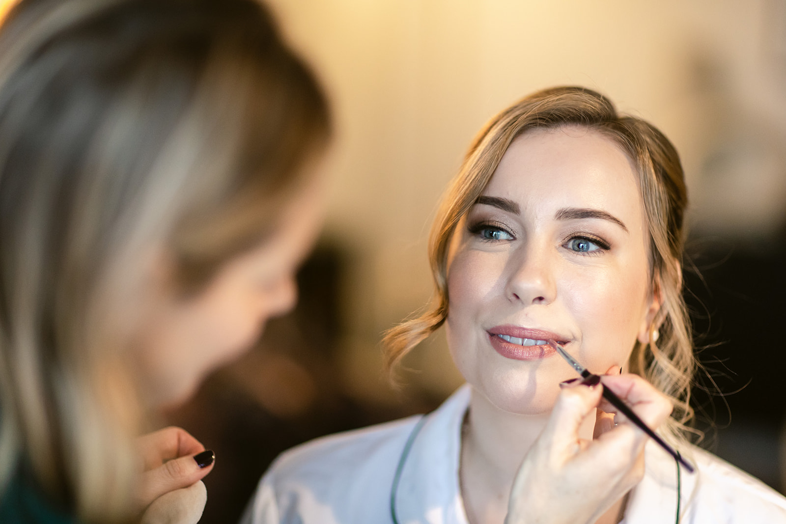 An Elegant Vancouver Wedding Bathed in Candlelit Ambiance 