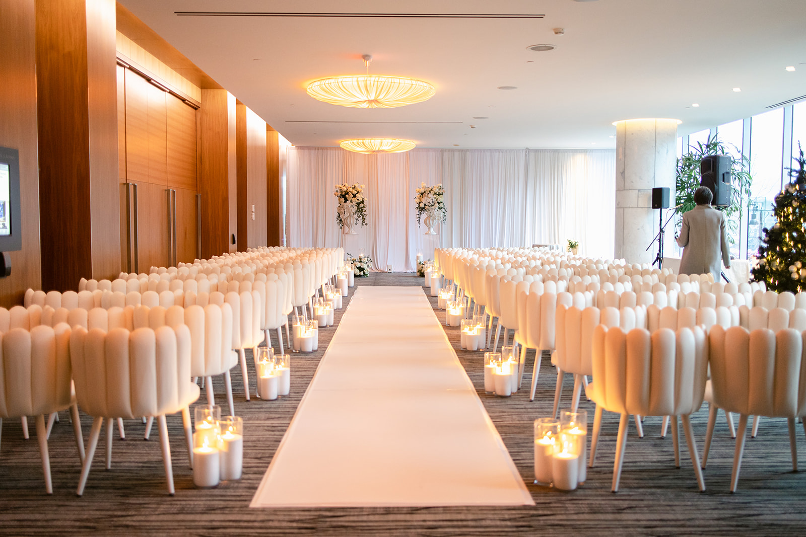 An Elegant Vancouver Wedding Bathed in Candlelit Ambiance 