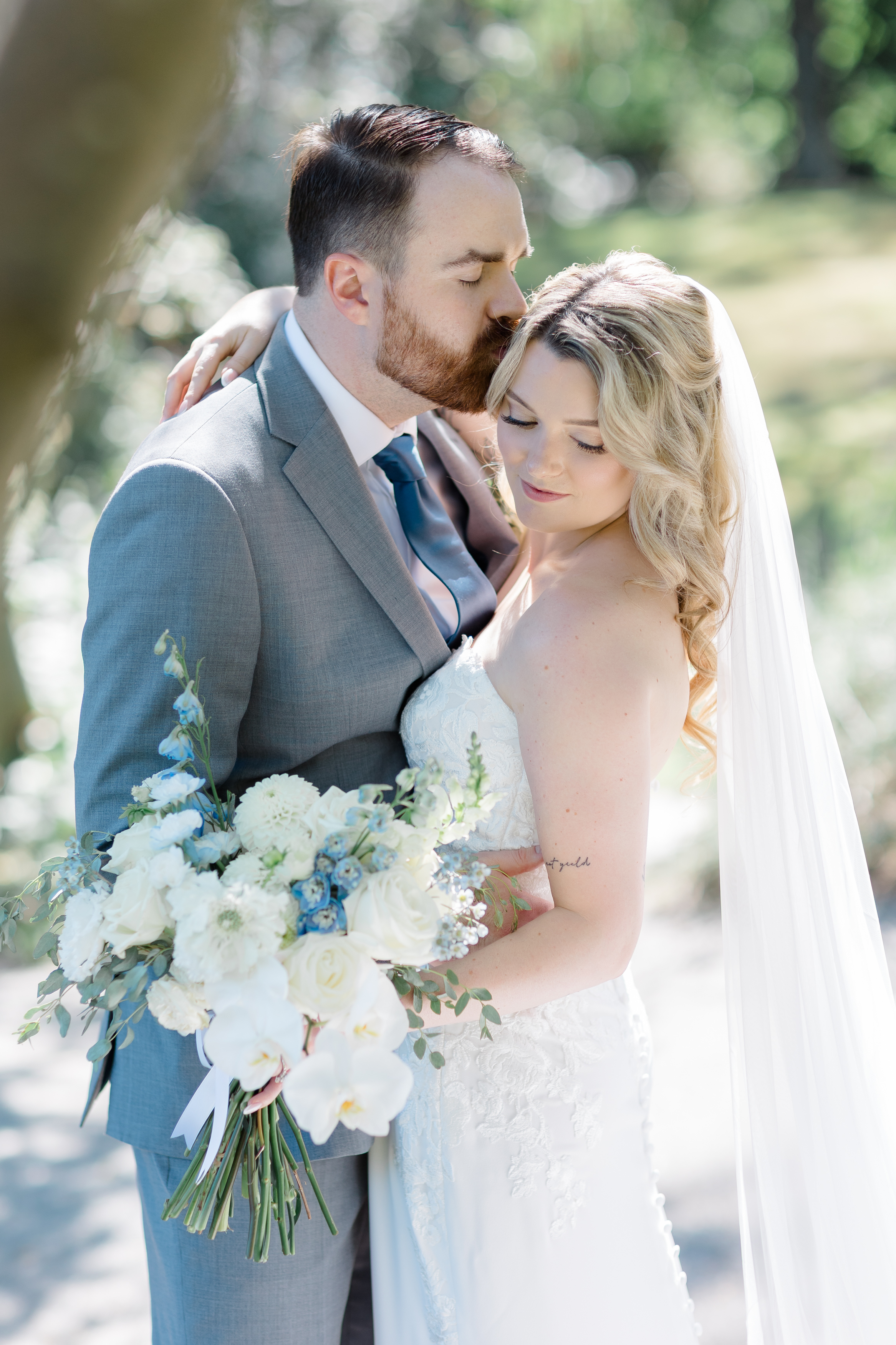 A Coastal-Inspired Wedding at UBC Boathouse