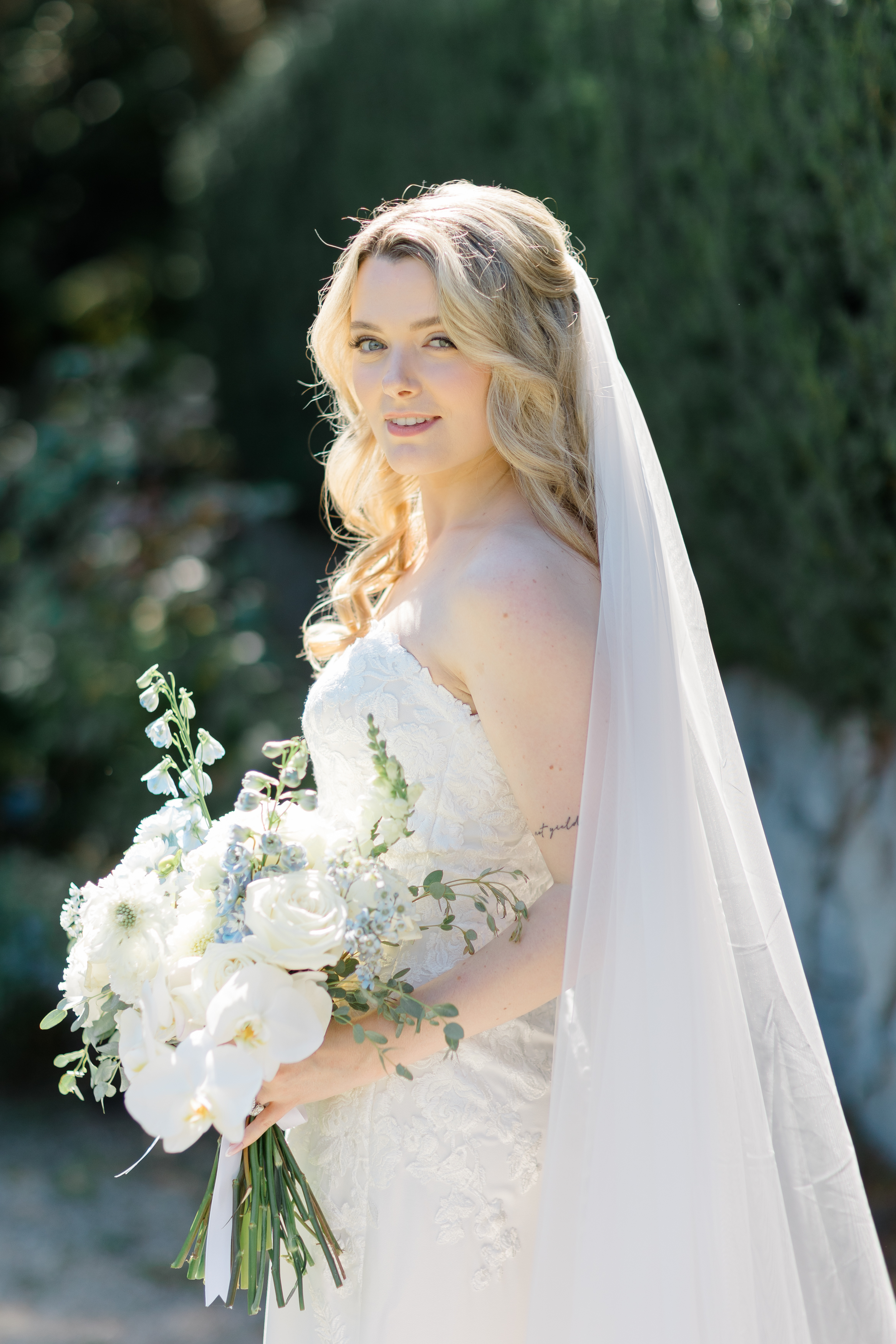 A Coastal-Inspired Wedding at UBC Boathouse