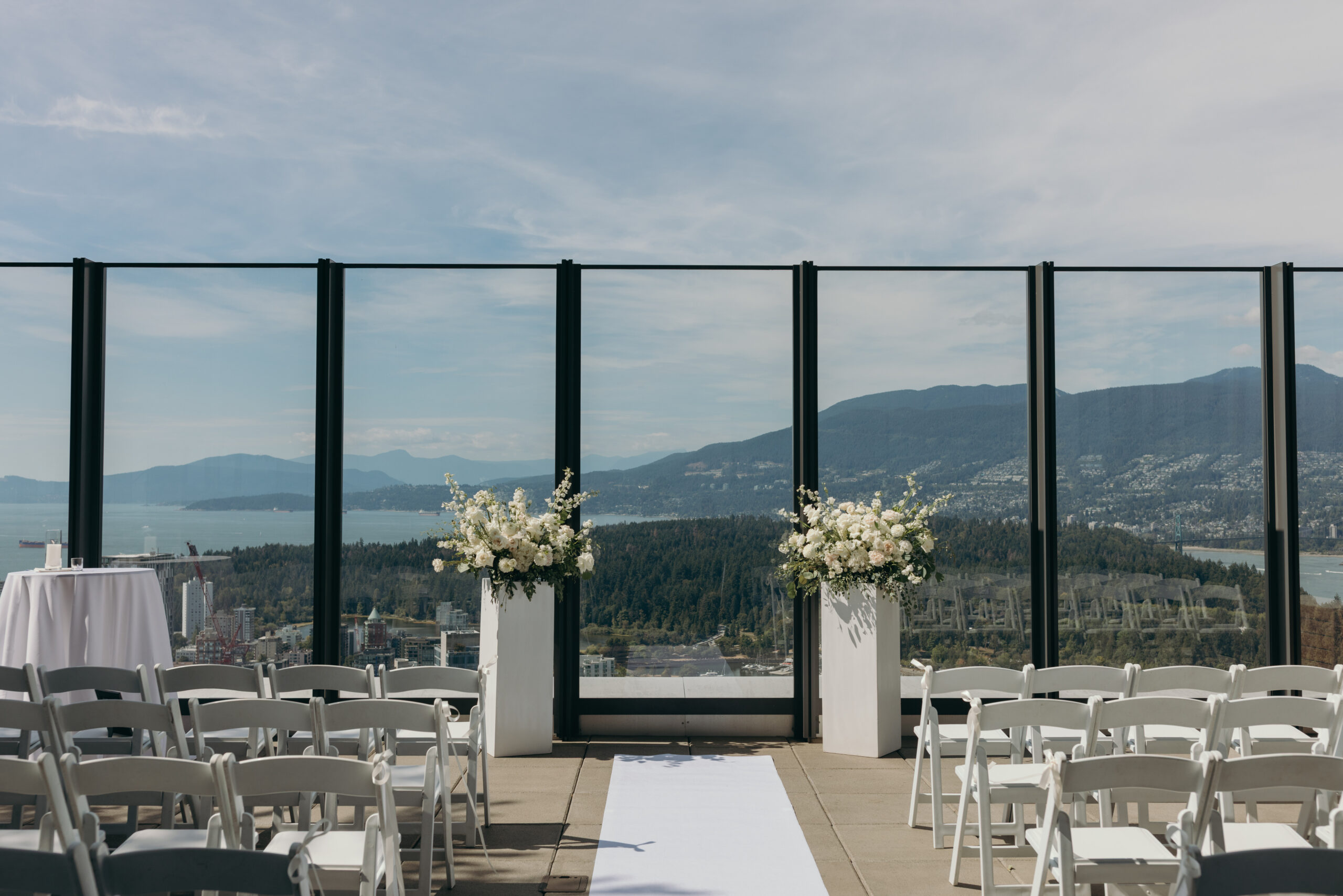 An Elevated Rooftop Wedding at The Stack in Vancouver