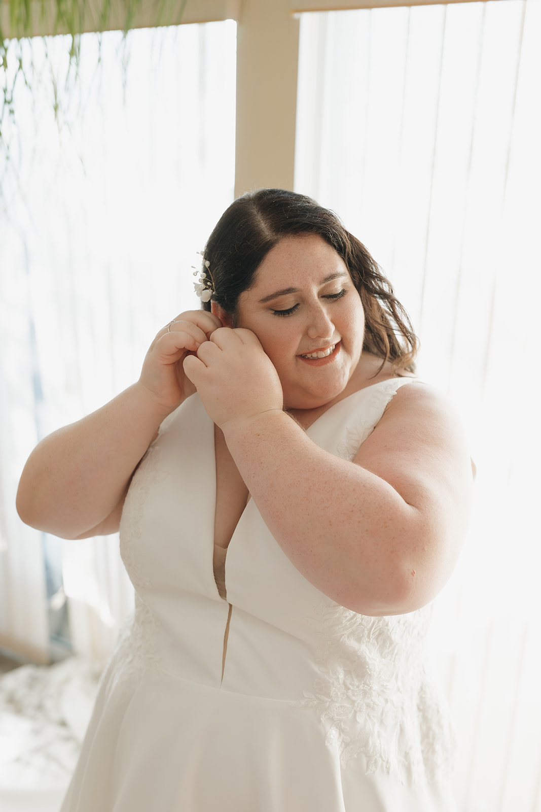 A Beautiful Backyard Wedding In Lions Bay