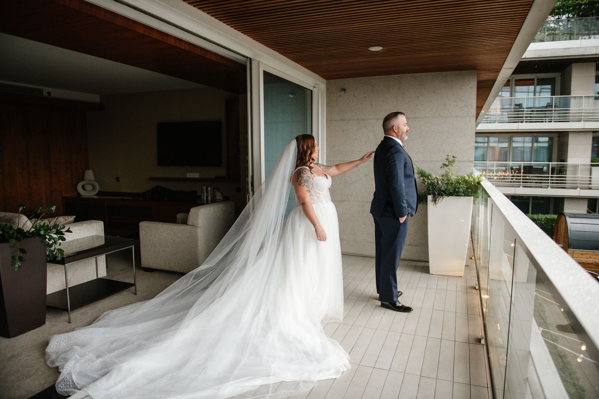 A Romantic October Wedding at the Vancouver Convention Centre