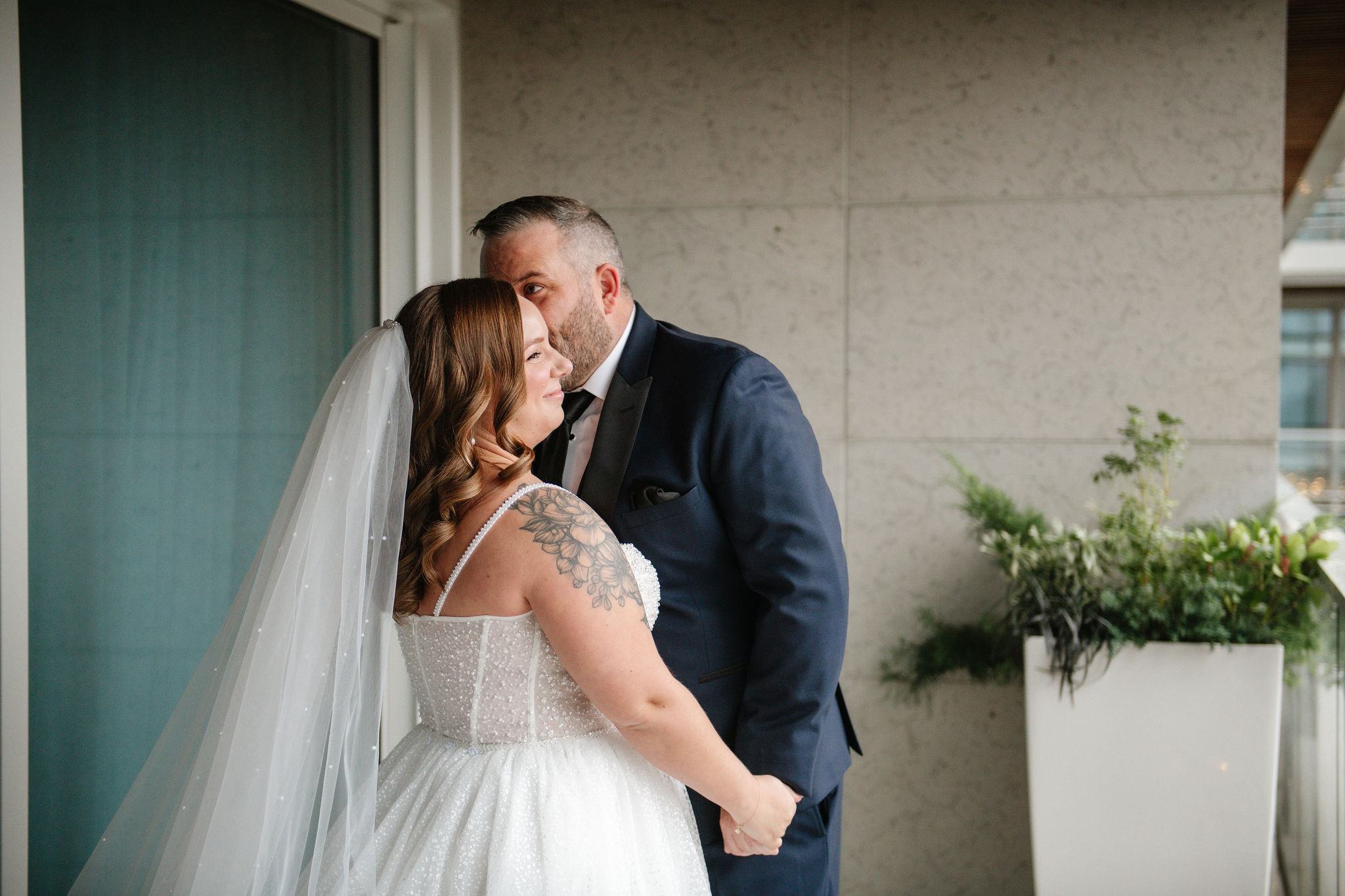 A Romantic October Wedding at the Vancouver Convention Centre